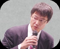 講演するパネリスト