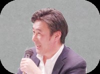 講演するパネリスト